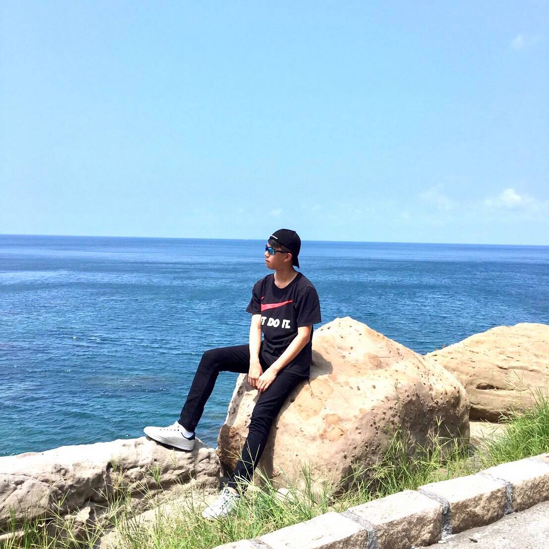 何同學